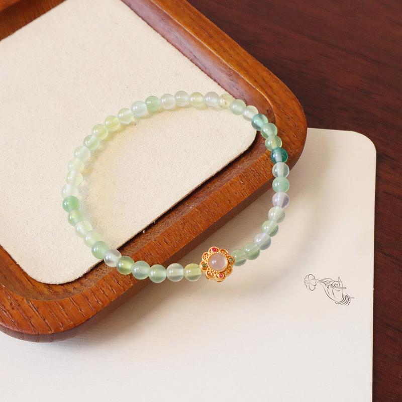 Product Introduction of Natural Grape Purple Chalcedony Crystal Bracelet Artistic Temperament White 4mm Extremely Fine Natural Crystal Bracelet Accessories 19