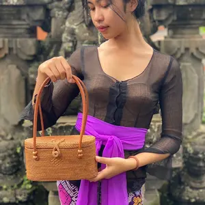 Pemuspan ate Size L ( 22cmx10x10)