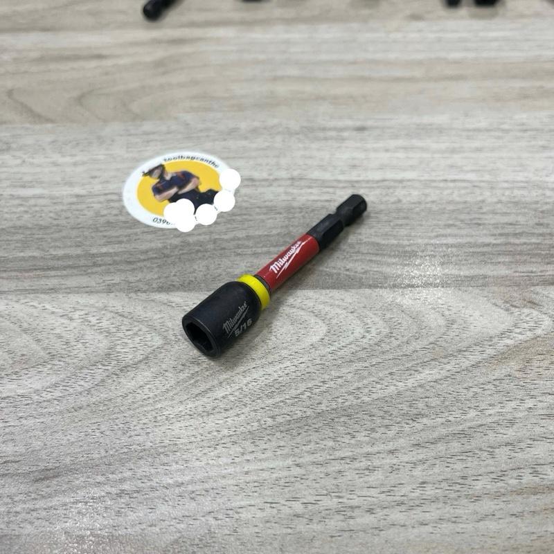 Đầu bắn tôn Milwaukee 8mm chân lục giác chuẩn ngắn ( 1 mũi) 7