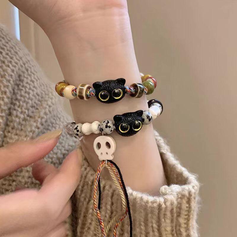 Product Introduction of [Store Hot Sale] Skull Cat Woven Rope Bracelet for Men and Women, Niche Design, Sweet and Cool Chinese Style Tassel Colorful Bracelet Jewelry 1