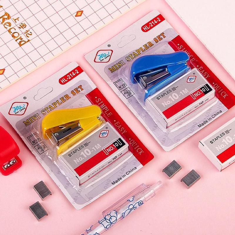  Dụng cụ bấm giấy màu Cầm Tay Cỡ Nhỏ Thích hợp cho No. Đồ Dùng Văn Phòng Và Trường Học 10 Kim Ghim Chất liệu Nhựa Kích thước 5cm & 3.8cm Trọng lượng 18g 