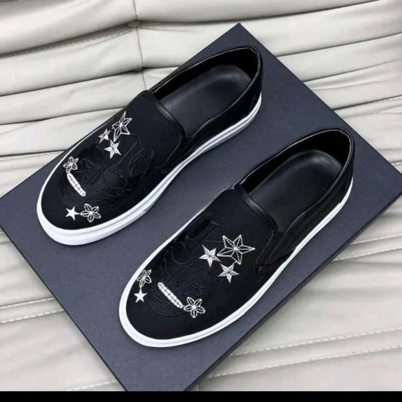 Giày Thể Thao Sneaker Slipon Họa Tiết Sao Thêu Đế Bằng Chóng Trơn 1
