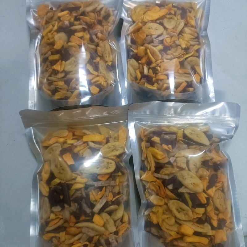  Combo 2 kg trái cây sấy thập cẩm vỡ giòn thơm tự nhiên Hữu cơ  4 túi 500g  Ăn Vặt Snack 