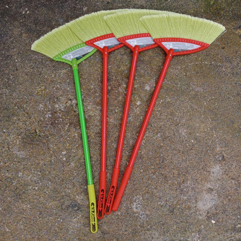 Product Introduction of [tặng 2 chổi quét bụi] Combo 2 Chổi Cán Sắt Sợi Cước Mềm Mịn Dày Đẹp Dài 105cm Hàng Cty KLEEX K47 Cao Cấp, Chổi Quét Nhà Bền Chắc 12