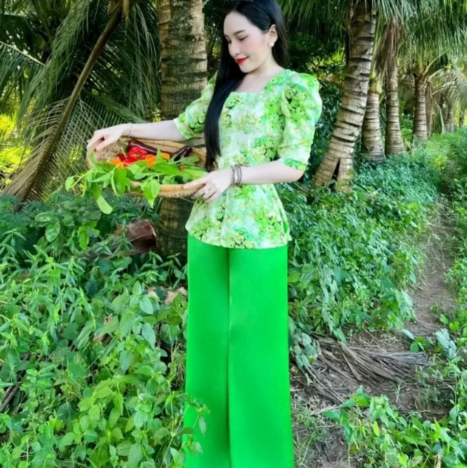 1 SÉT BÀ BA  Cổ Vuông  TAY LỞ .QUẦN ỐNG SUÔNG (SANG SANG SHOP) Nữ