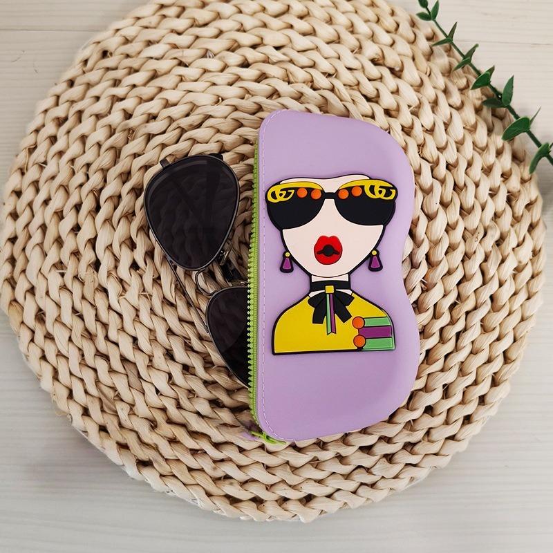 Sunglasses Pouch Kacamata Gantung Tas Glasses Case Stylish Glasses Pouch Sunglasses Case Anti Lecet Kotak Tempat Penyimpanan Kacamata Portable Gantung
