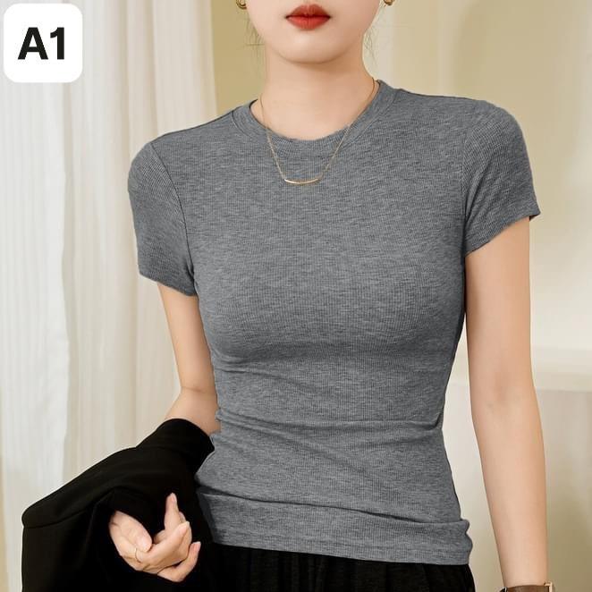 Áo Thun Nữ Hàn Quốc Tay Ngắn Cổ Tròn Trơn Ôm Body Chất Liệu Borip coton Cotton Women Top Đen 0