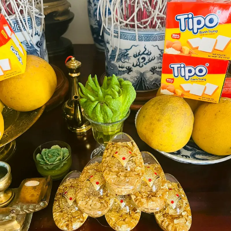 Thỏi vàng thần tài , hút tài, hút lộc . Có thể xếp bày dạng tháp. 2