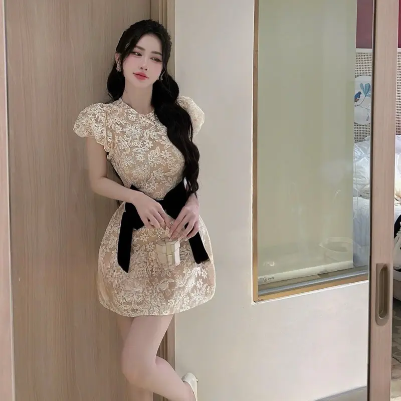 A83-Váy thiết kế ren nơ nhung ở eo sang chảnh phù hợp đi hẹn hò, đi tiệc, có quần bảo hộ 0