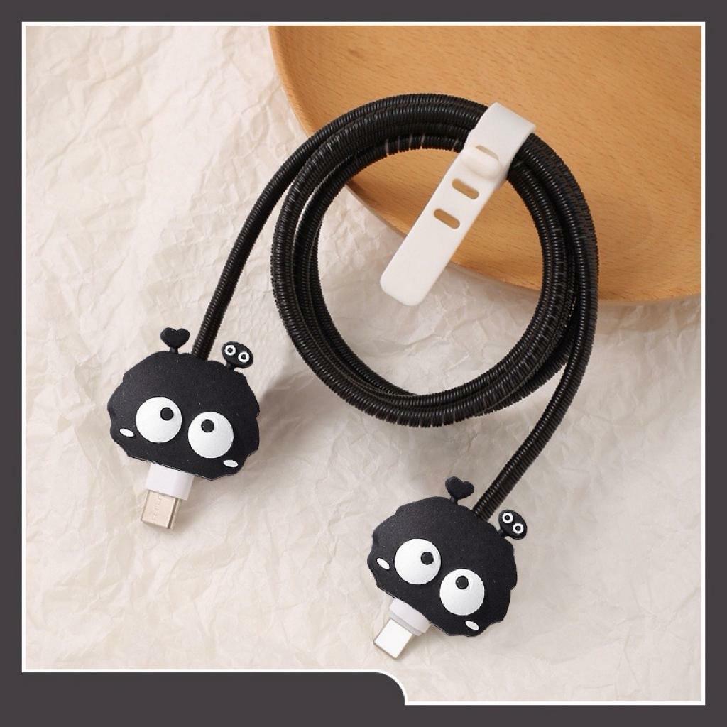 Super presisi 1 set 4 item / Set Cable Bite Karakter/Pelindung Kabel Charger Kabel Data Kawat Kabel Data HP Untuk Iphone Sasung Xiaomi Oppo Huawei Android Universal Motif Kartun Lucu