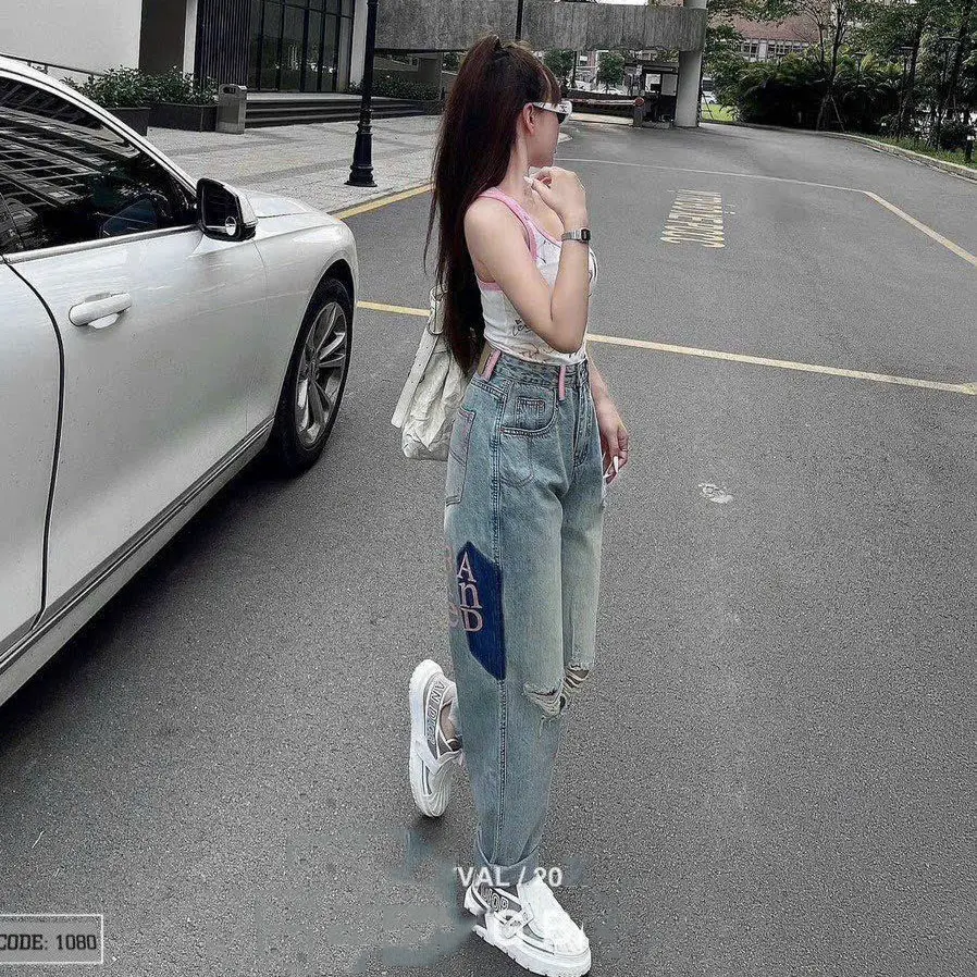Quần baggy jean nữ in chữ  bên siêu hot màu xanh đậm Quang Vinh store96