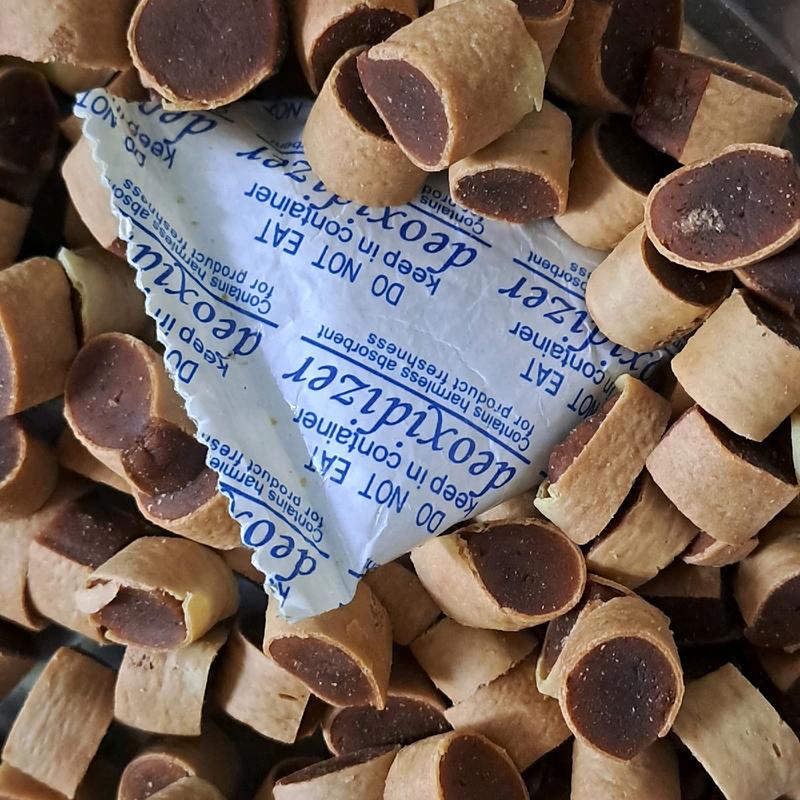 Thức ăn dặm bò cuộn dành cho hamster