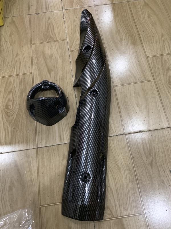 Ốp pô và chụp đích pô xe EXCITER 150 màu cacbon mẫu xoắn Phụ Kiện Phụ Tùng