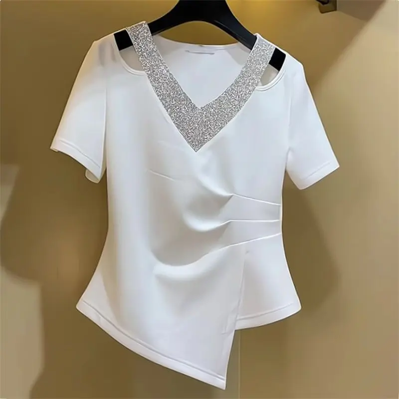 Áo Thun Ngắn Tay Bất Đối Xứng Cổ Chữ V Thanh Lịch Phong Cách Pháp, Dành Cho Nữ, Bộ Sưu Tập Mùa Hè 2024, Thời Trang Mới, Thiết Kế Dễ Phối Đồ Áo Cánh