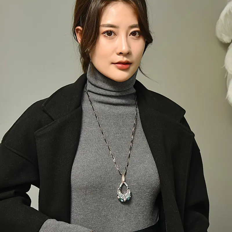 Turquoise Women's Sweater Chain | Hypoallergenic, Exquisite Craftsmanship Creative Hollow Design, Lightweight Ideal for Autumn & Winter, Suitable Casual Party Wear New Trendy Pendant Jewelry Women, Comfortable to 4