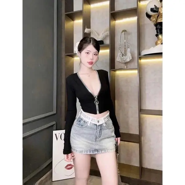 ÁO THUN TAY DÀI PHỐI DÂY KÉO SIÊU TO, áo kiểu nữ phong cách, dây kéo làm điểm nhấn siêu cá tính Top Women | BigBuy360 - bigbuy360.vn