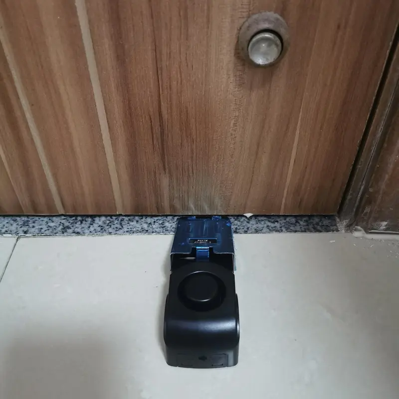 Battery Required Door Stop Alarm, 120dB Adjustable Home Door Stop Alarm, Security Alarm For Home Hotel (Without Battery) 8