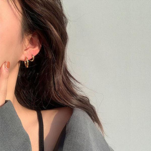 Product Introduction of Sterling Silver Needle Double Layer Big Hoop Earrings Female Online Influencer Retro Hong Kong Style Fashion Temperamental Fashionmonger Simple Personality Ear Ring 24