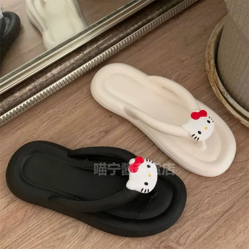 Dép Xỏ Ngón Hello Kitty, Thiết Kế Hoạt Hình Dễ Thương, Dành Cho Nữ, Phong Cách Ngọt Ngào Và Ngầu Thích Hợp Cho Mùa Hè Và Các Hoạt Động Ngoài Trời, Đế Mềm, Dép Đi Biển, Năm 2025 DéP GiàY 5