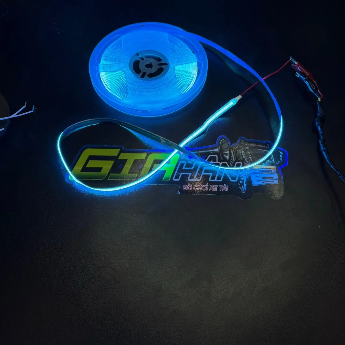 Led dây màu dẻo trang tri xe tai, xe khach