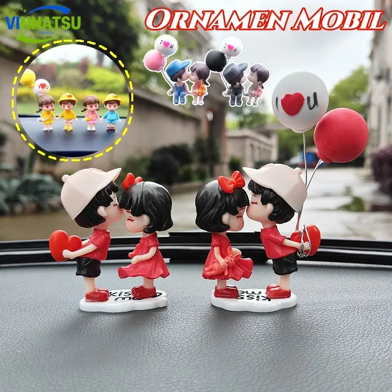 Vinnatsu- Ornamen Mobil Couple Romance Hiasan Dashboard Mobil Adorable Boneka Ornamen Aksesoris Dashboard Mobil Deksorasi Interior