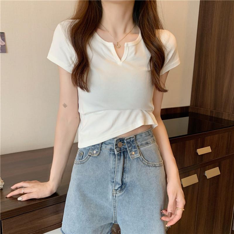 Product Introduction of Summer slim fit crop top spicy girl outfit T-shirt short sleeved plain color, comfortable and breathable, paired with jeans 15