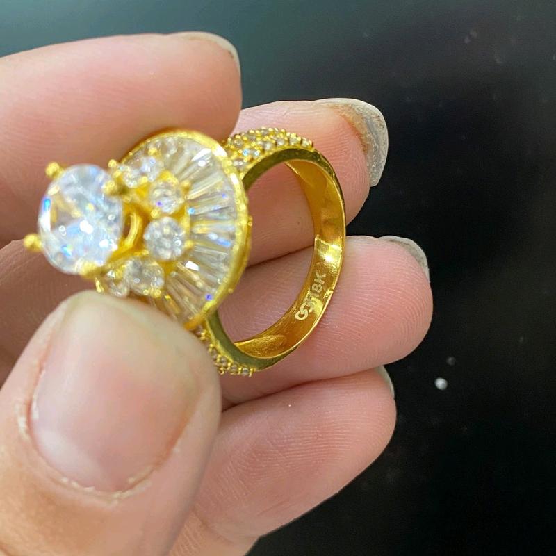 Nhẫn nữ hoàng tròn hột cao màu vàng 610 ( đồng vàng  ) 5
