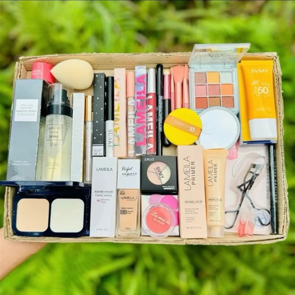 [ Bộ trang điểm]Bộ sản phẩm 22 món Y1  trang điểm MAKEUP  gồm 4 món đa năng tiện dụng+phấn phủ+kem nền+xịt khoá makeup+kẹp my+son+Bộ Y1 Mỹ Phẩm