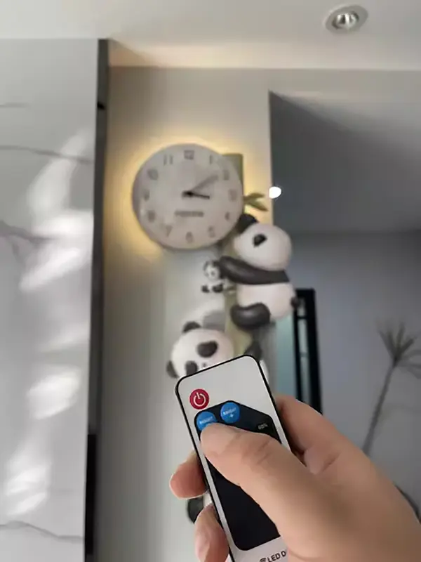 Đồng Hồ Treo Tường Gấu Trúc Lắc  Có LED Cute trang trí siêu dễ thương quà Tặng Tân Gia Decor Decor Phòng Decor Decor Phòng Tráng Gương 6