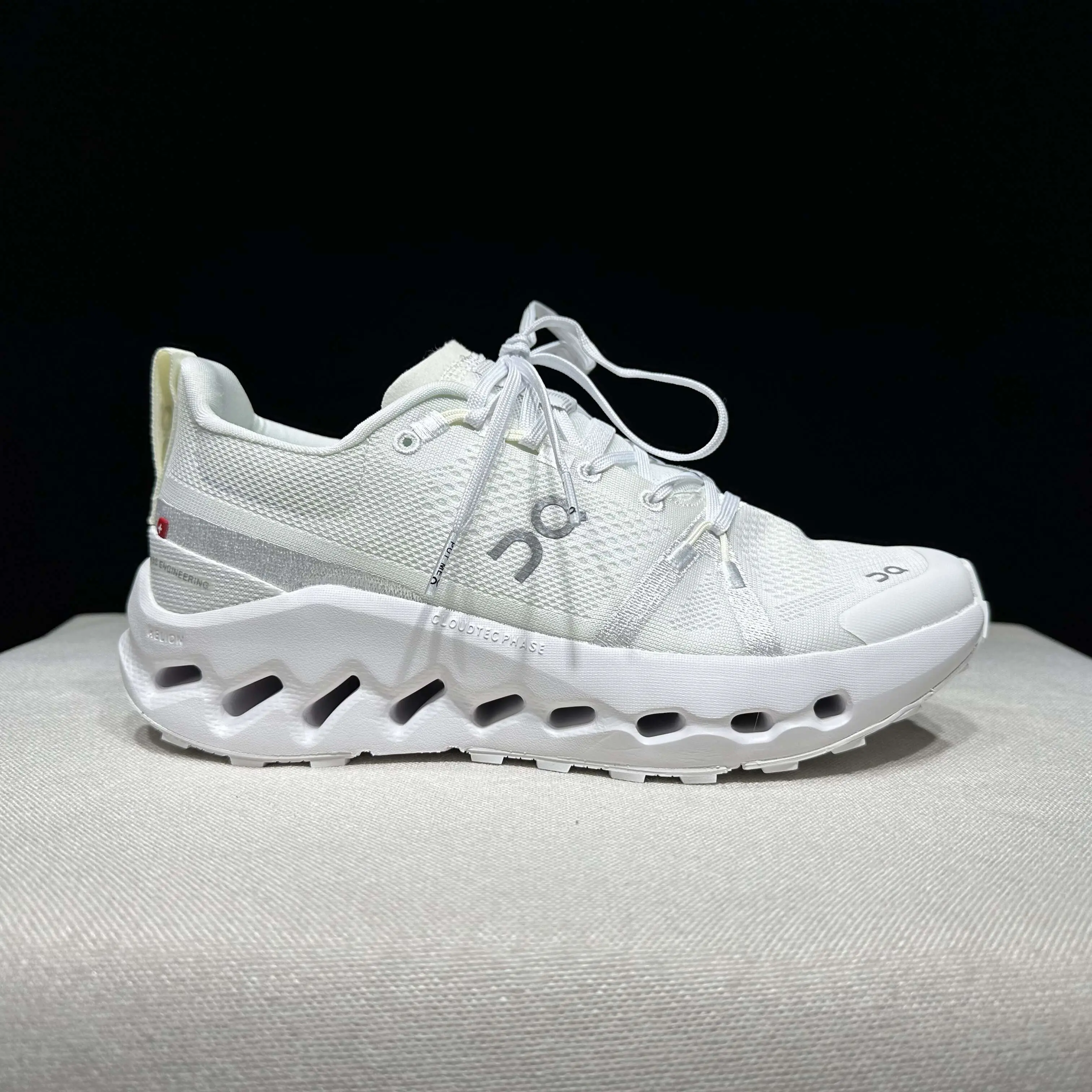 On Cloudsurfer New Generation Soft Slow Shock RunningShoes Surfer