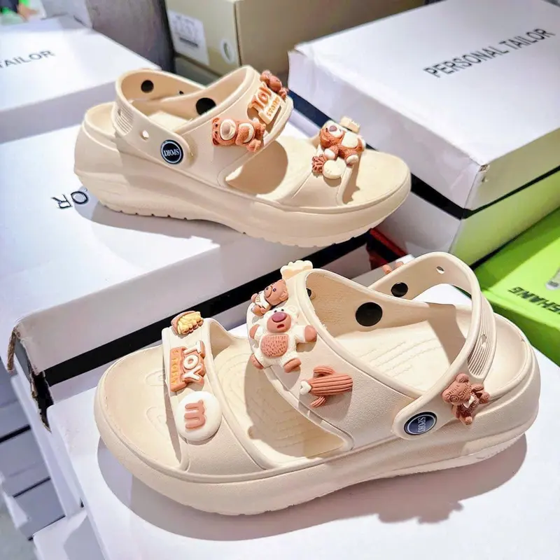 Dép sandanl bánh mì cao 5 phân kèm charm ( Mang được 2 kiểu , mang dép thì tháo quay ra , Đi tăng 1 size ) DéP giày 3