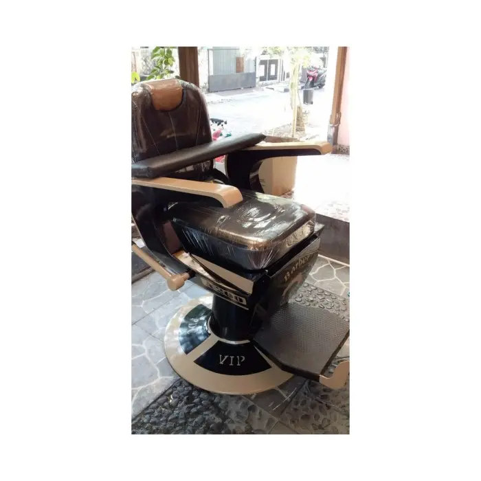 Kursi Barbershop, pangkas rambut, keramas 0