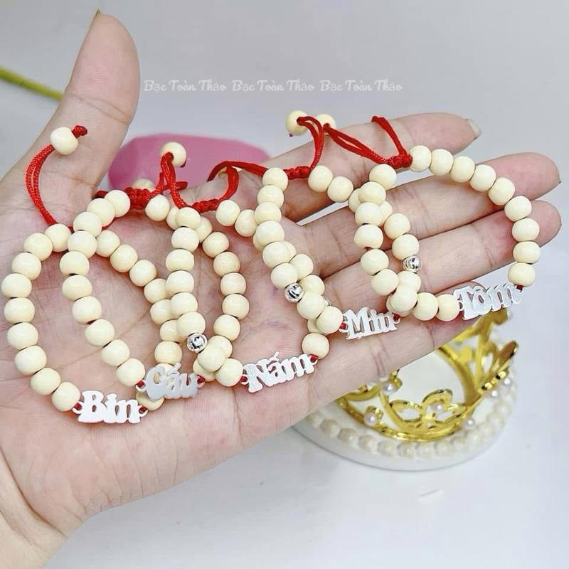 L197 Vòng dâu tằm mix chữ bạc, có khắc tên theo yêu cầu độ tuổi đeo từ sơ sinh đến 14 tuổi 2