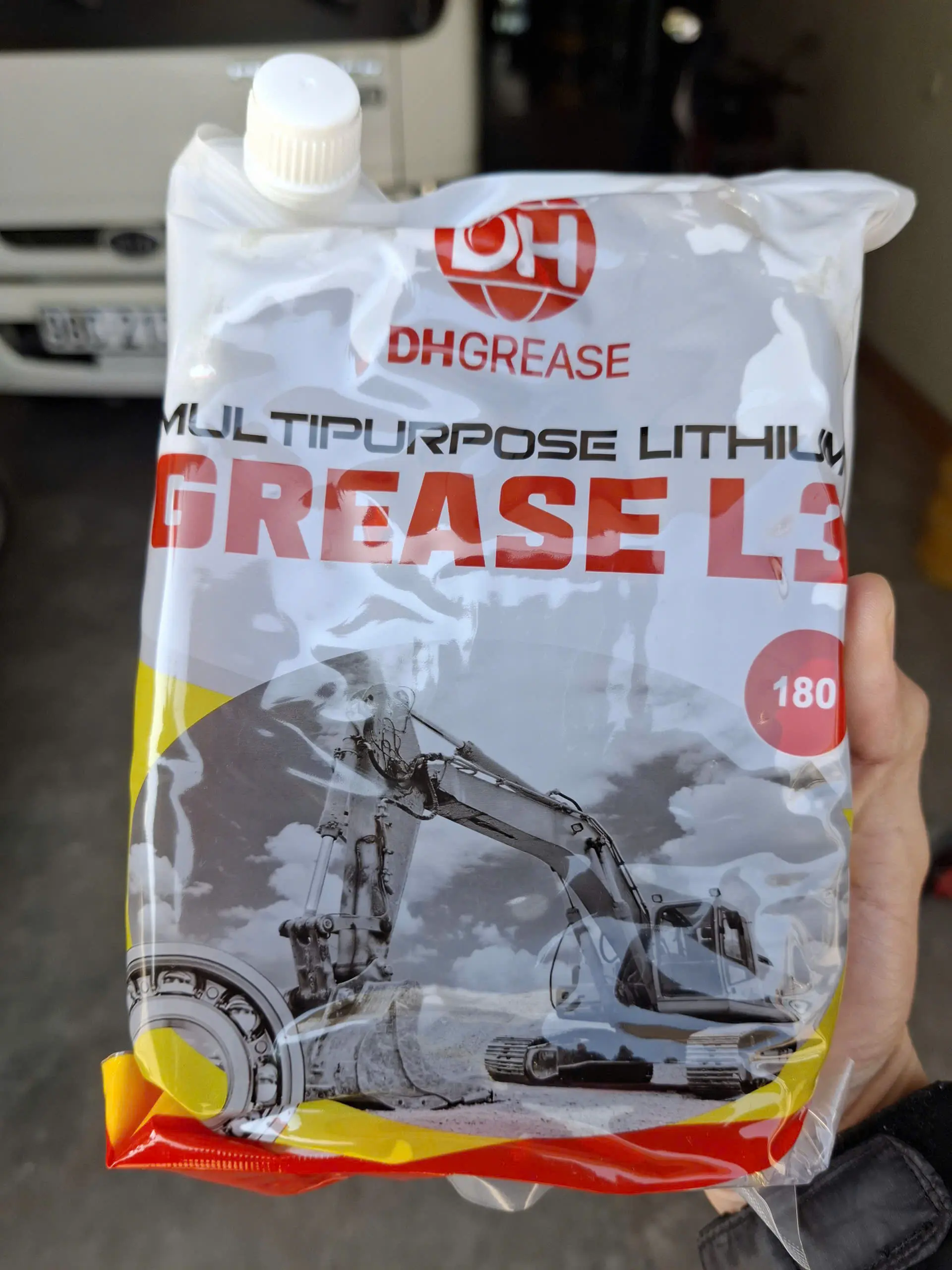 TÚI 1 Kg Mỡ bò chịu nhiệt DH bảo dưỡng vòng bi bạċ đạn bám dính chống oxi hóa, có nắp vặn tiện dụng