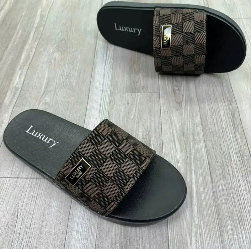 [ Khâu quai máy đế ] dép da nam quai ngang da sít sần logo luxury,đế cao su slipper 4