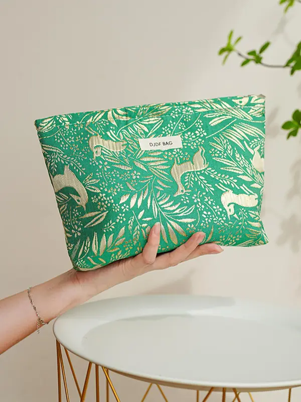 Deer & Leaf Print Makeup Bag, Large Capacity Cosmetic Storage Bag, Portable Travel Toiletry Bag, Zipper Makeup Organizer Pouch 4