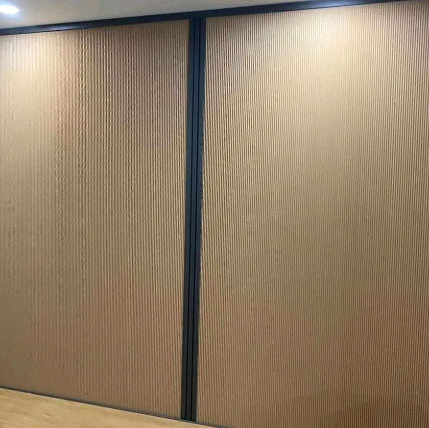rèm tổ ong ngăn lạnh điều hoà hệ cửa xếp gọn.