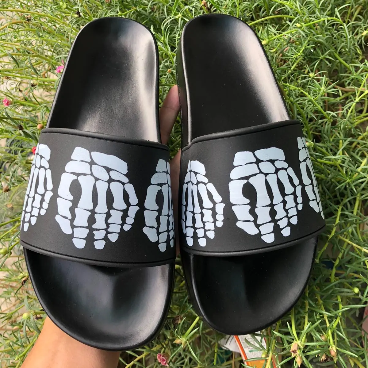 dép quai ngang bàn tay sản phẩm dc ưa chuộng nhất hiện nay Slipper Nam