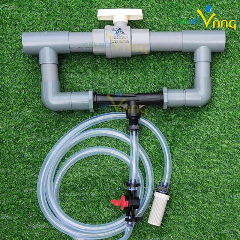 Venturi Châm phân ống trục PVC phi 42 giúp hút dinh dưỡng tưới cây ăn trái