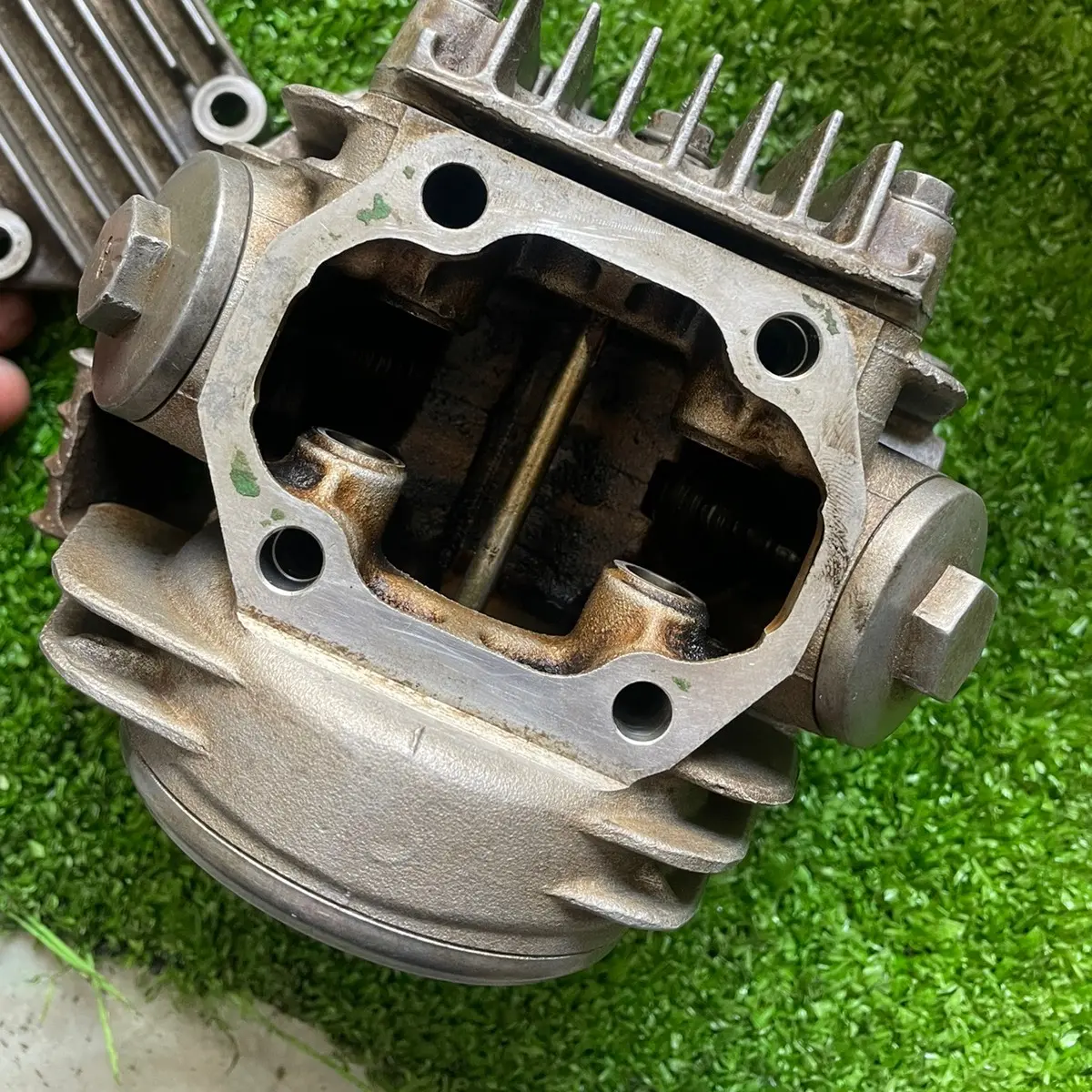 Vỏ đầu xi lanh xe honda wave ( mã ET)