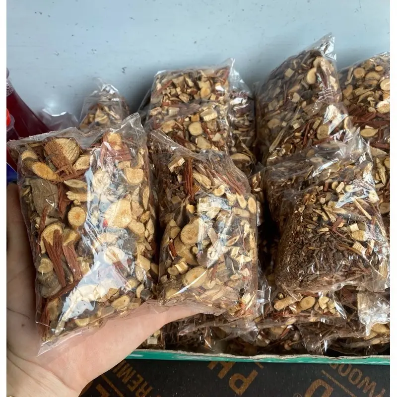 Gói Ngũ vị hương tẩy uế, xông nhà cửa, lau ban thờ  (gồm trầm hương, hoa hồi, thảo quả, quế, vang) 4