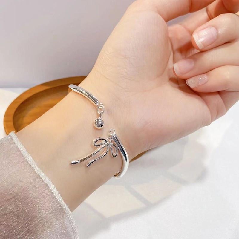 Gelang Silver Wanita Pita Lonceng Bangle Aksesoris Wanita Gelang Tangan 0