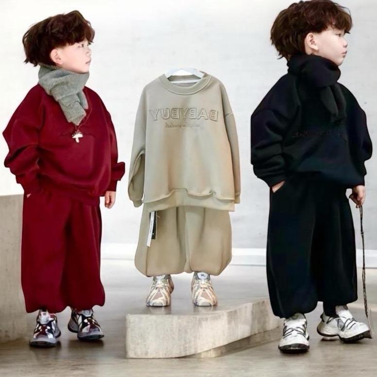 Bộ quần áo nỉ lót lông BABYBUY màu đỏ và đen may phong cách ngược đường may ra ngoài rất cá tính cho bé trai và bé gái