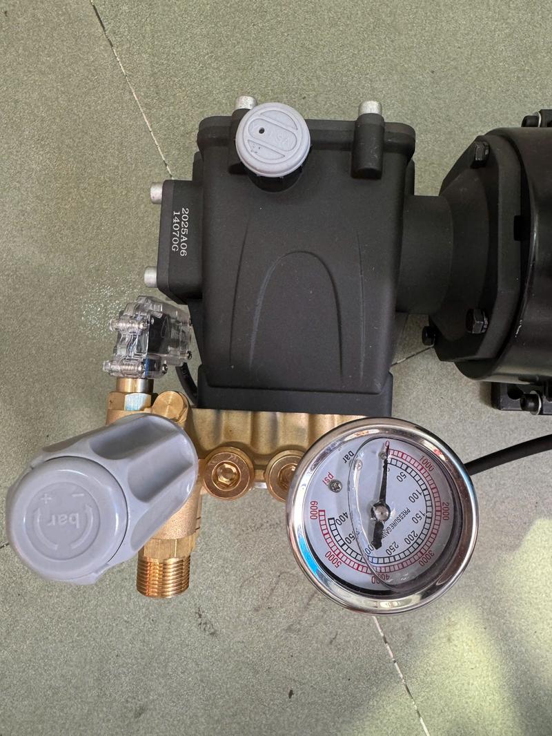 Product Introduction of [2.2KW-tua nhanh-điện 220V] Động cơ motor và đầu bơm ti 1407 tiệm rửa xe detailing chuyên dùng, động cơ lõi đồng ty tráng ceramic, may rua xe cao áp công suất mạnh 120BAR,máy xịt rữa xe áp lực cao xịt rửa xe tải, sân vườn, quán ăn, tiệm rửa xe 10-15 chiếc 3