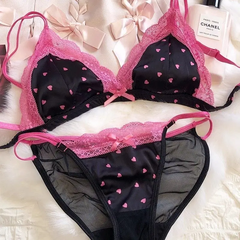 French Sweet Triangle Cup Satin Lace Love Bra No Wire Thin Sexy Bra