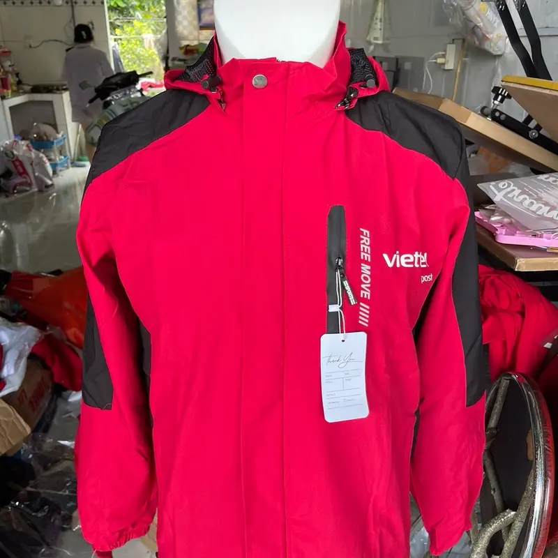Áo khoác gió Viettel Logistics màu đỏ đen chất vải gió lót lưới thoáng mát aokhoac nam Jacket Menswear Nhung 3