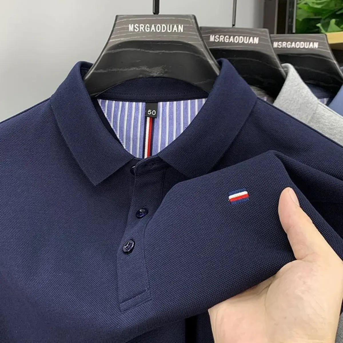 Áo Polo Nam, Phong Cách Hàn Quốc, Thêu, Chất Liệu Cao Cấp Như Cotton, Ngắn Tay, Áo Phông Có Ve Áo, Quần Áo Nam Thường Ngày Tay Lửng Hàng Mới Về Menswear