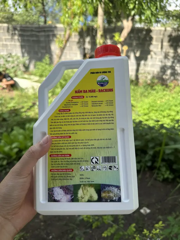 Phân bón sinh học NẤM 3 MÀU BACILLUS phòng ngừa Côn Trùng- Can 2 Lít 4