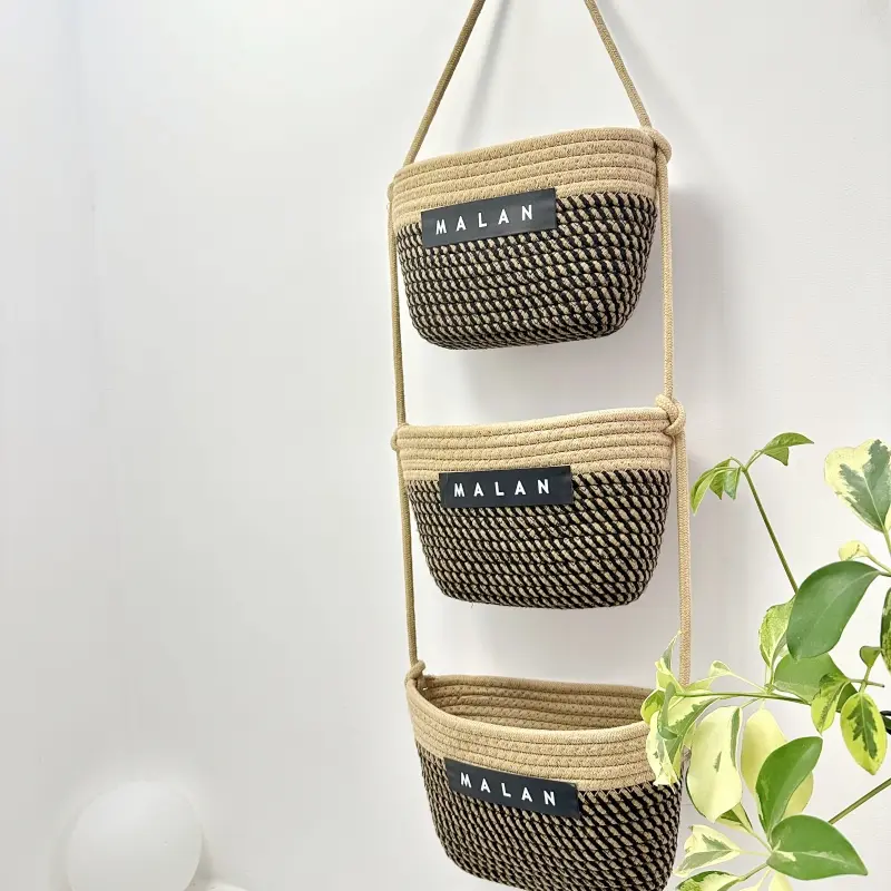 Giỏ Treo Lưu Trữ Thủ Công Hoạt Hình, Dệt, Dễ Thương Và Sáng Tạo, Thích Hợp Cho Đồ Lặt Vặt, Chìa Khóa Gia Dụng, Giỏ Giặt Treo Ký Túc Xá, Hộp Đựng Tất, Năm 2024
