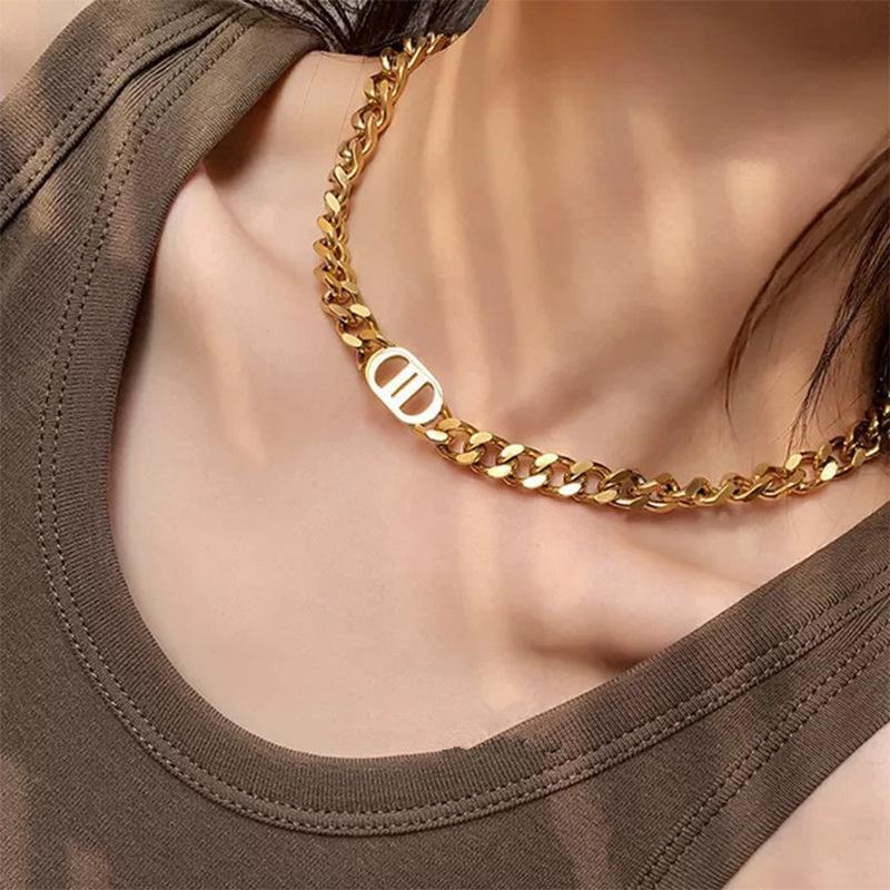 Product Introduction of Gold Thick Straps Pairs Letter D Necklace Hip Hop Cool Short Clavicle Chain All-Match Men's and Women's Same Bracelet Earrings Necklace Cuban Necklace 7
